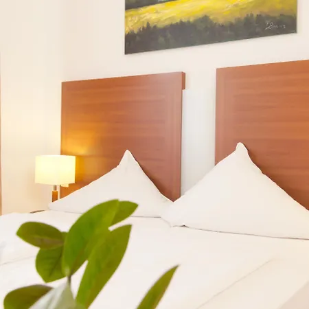 Graf Zeppelin Hotel 3*
