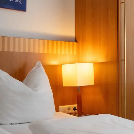 Graf Zeppelin Hotel 3*