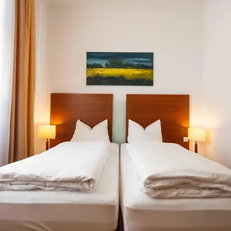 מלון Graf Zeppelin 3*