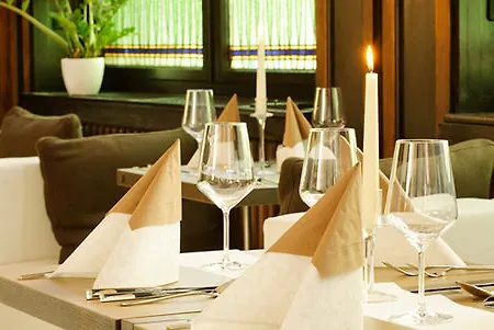 מלון Graf Zeppelin 3*