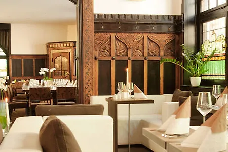 Graf Zeppelin מלון