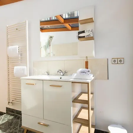 Graf Zeppelin Hotel 3*