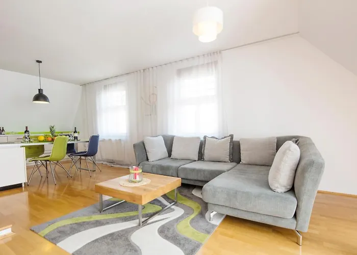 Graf Zeppelin 酒店 3*